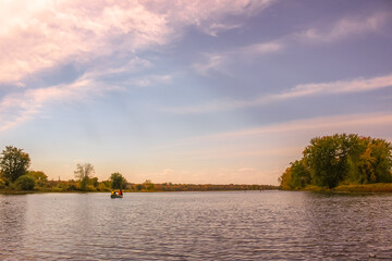 二手苹果笔记本macbook卖多少钱