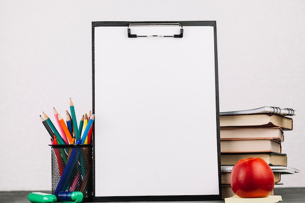 二手苹果笔记本macbook卖多少钱